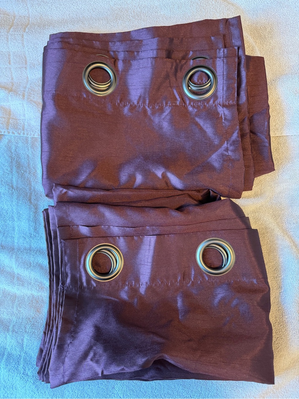 Set of 2 Bouclair plum curtains
